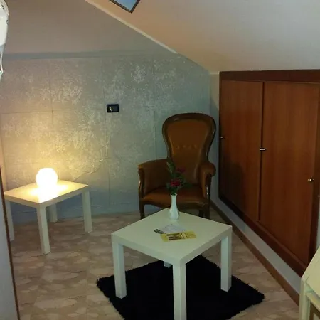 Imperial 3*