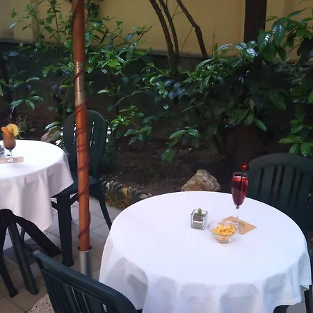 Imperial Hotel 3*